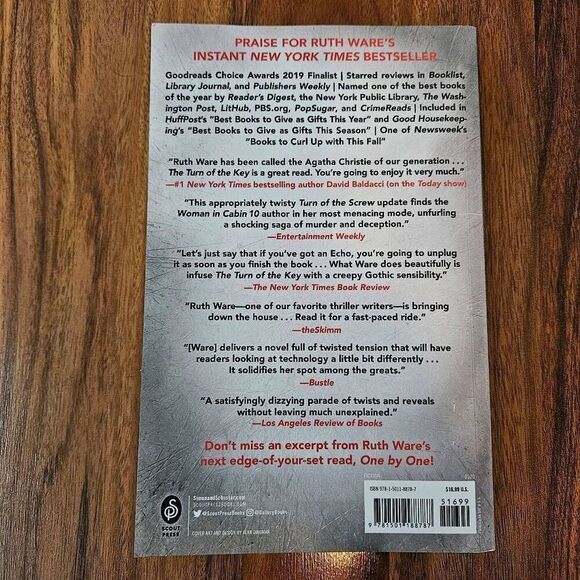 4 for $50 🎃 The Turn of The Key by Ruth Ware Paperback Book - Picture 2 of 4